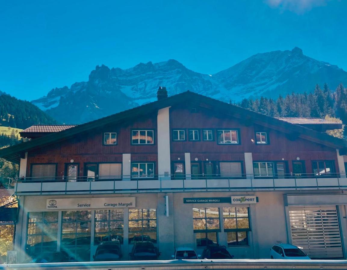 Studio Im Modernen Alpenstyle Adelboden Bagian luar foto